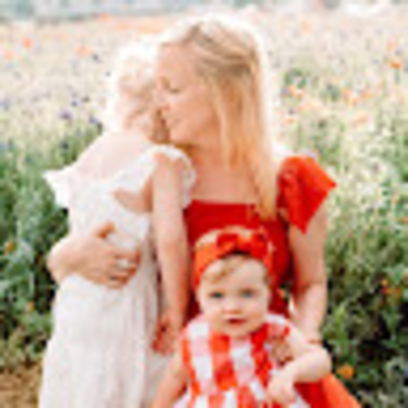 Meet your Posher, Ally - Picture 1 of 1